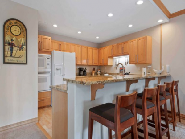 Four Bedroom Ski Rental Sleeps 10 Guests